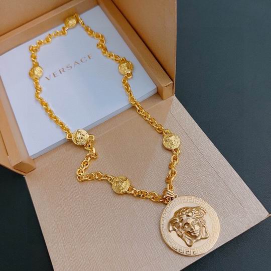 Versace necklace 12lyh154